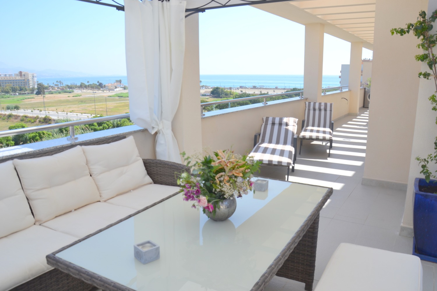 Penthouse for holidays in Poniente-Faro (Torre del Mar)